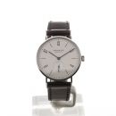 Tangente Glasboden von Nomos Glashütte