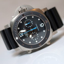 LUMINOR SUBMERSIBLE 1950 3 DAYS CHRONO FLYBACK AUTO TITANE PAM 615 von Panerai