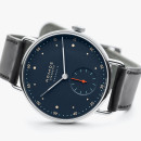 Metro neomatik nachtblau von Nomos Glashütte