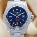 Breitling Avenger GMT A32395 45 mm von Breitling